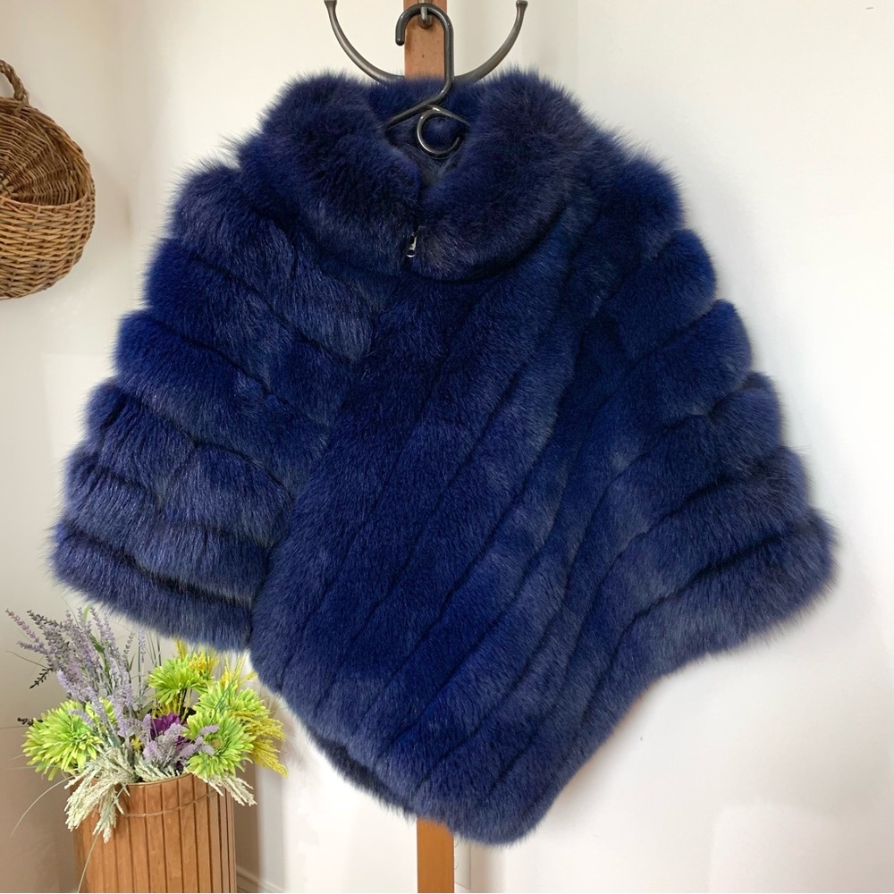 Stunning Luxury Blue Fox Fur Leather Cape Poncho Asymetric Coat Jacket O/S Faux?